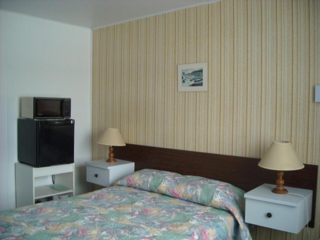 Motel Le Noroit L'Anse-au-Griffon Zewnętrze zdjęcie