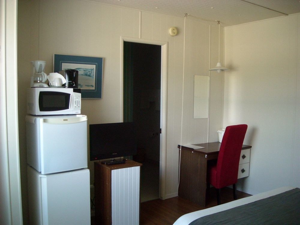 Motel Le Noroit L'Anse-au-Griffon Zewnętrze zdjęcie