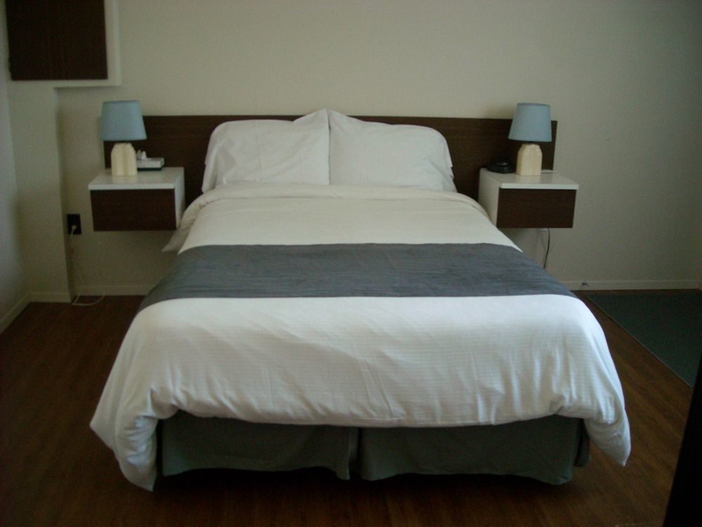 Motel Le Noroit L'Anse-au-Griffon Zewnętrze zdjęcie