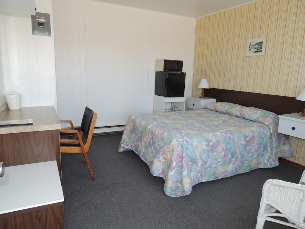 Motel Le Noroit L'Anse-au-Griffon Zewnętrze zdjęcie